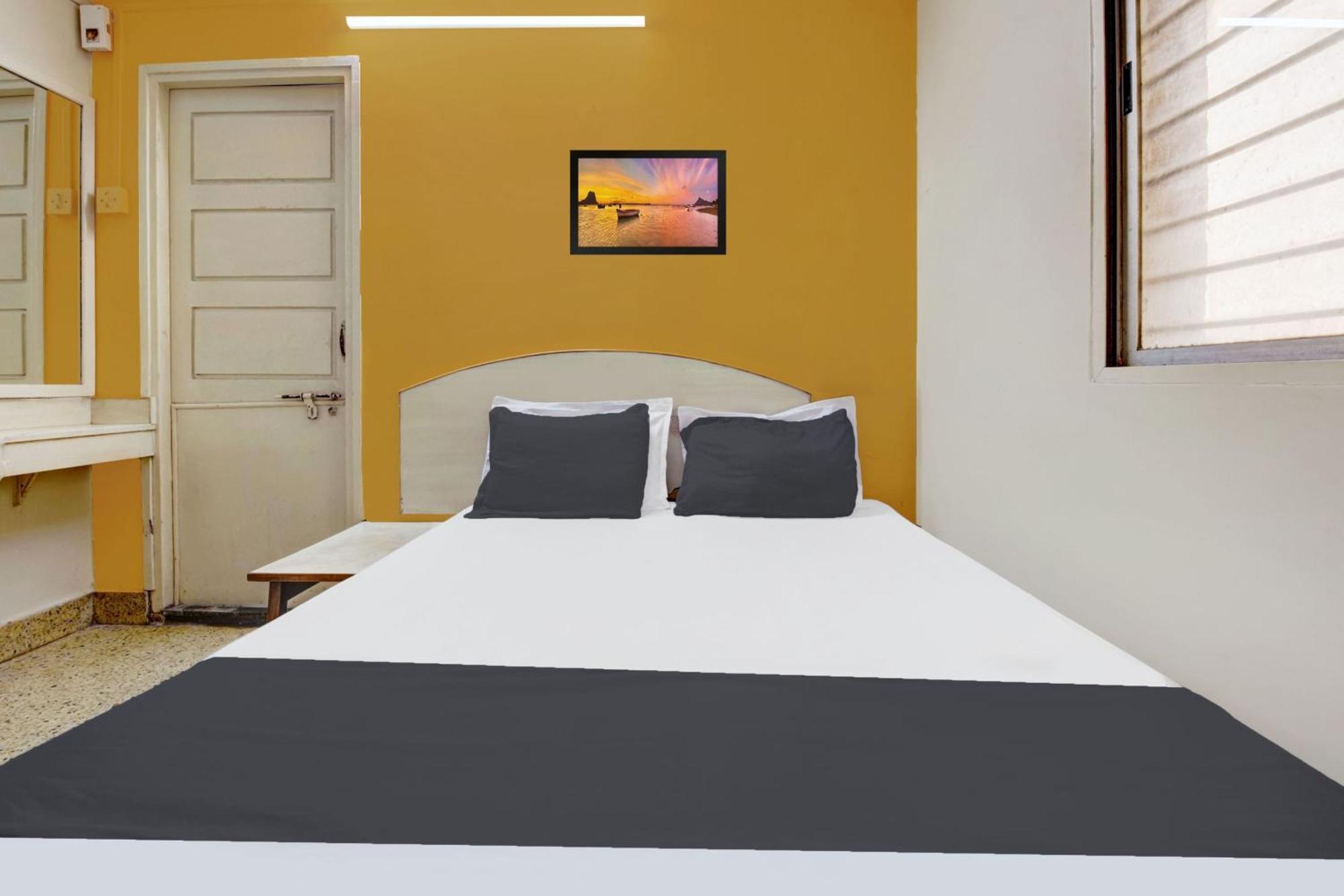 Spot On Shree Ram Residency Hotel Hubli Bagian luar foto