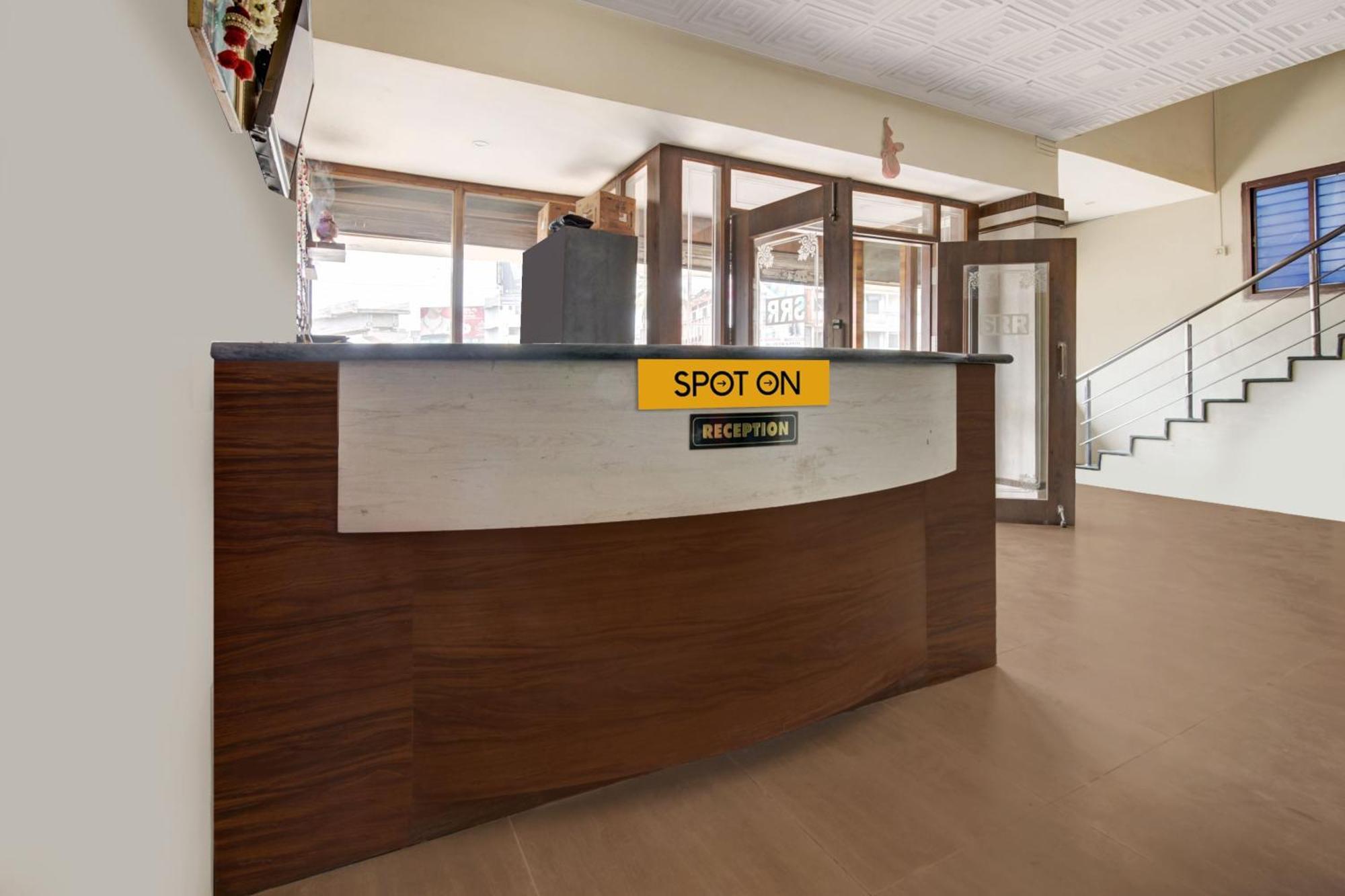 Spot On Shree Ram Residency Hotel Hubli Bagian luar foto